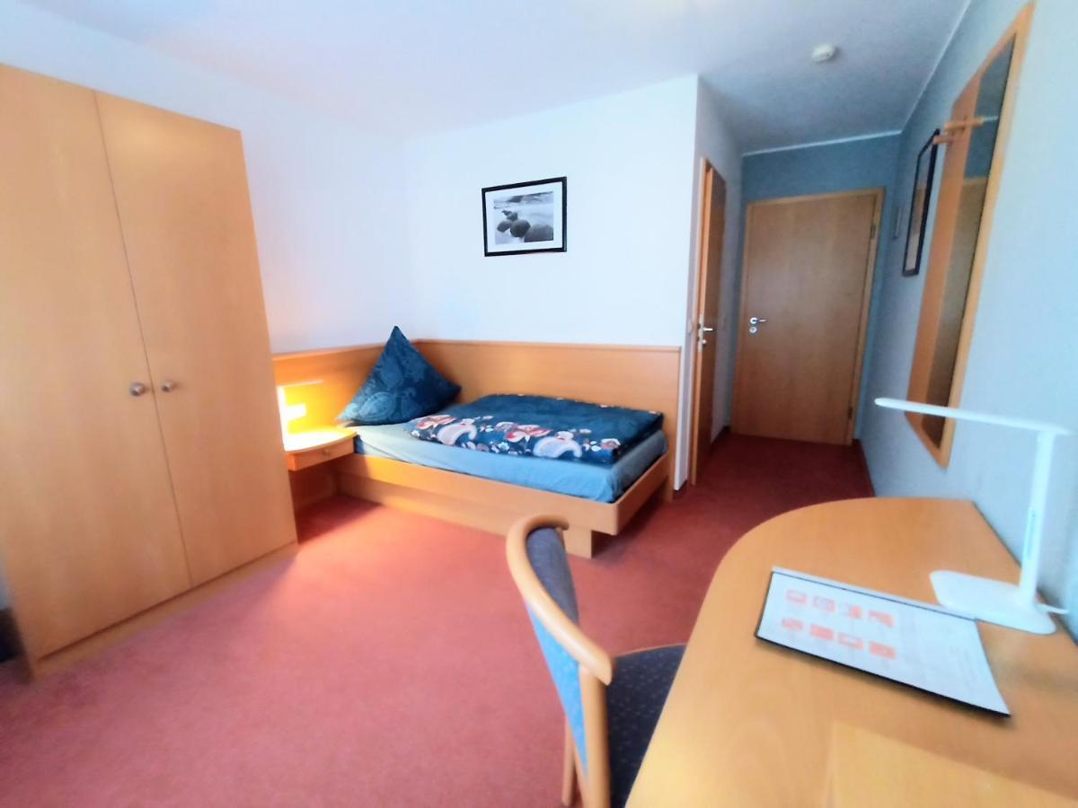 Bodensee Gaestehaus Tettnang Albergo מראה חיצוני תמונה