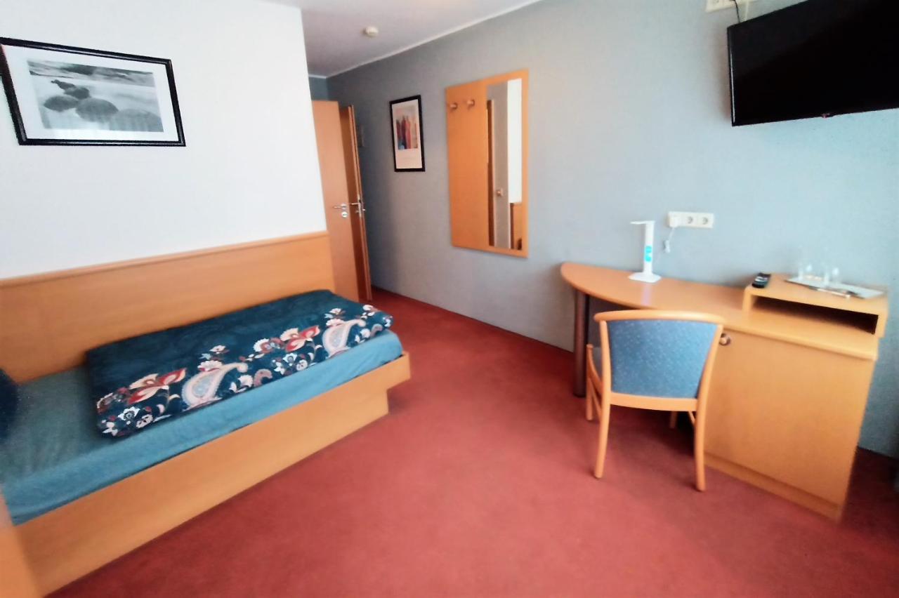 Bodensee Gaestehaus Tettnang Albergo מראה חיצוני תמונה
