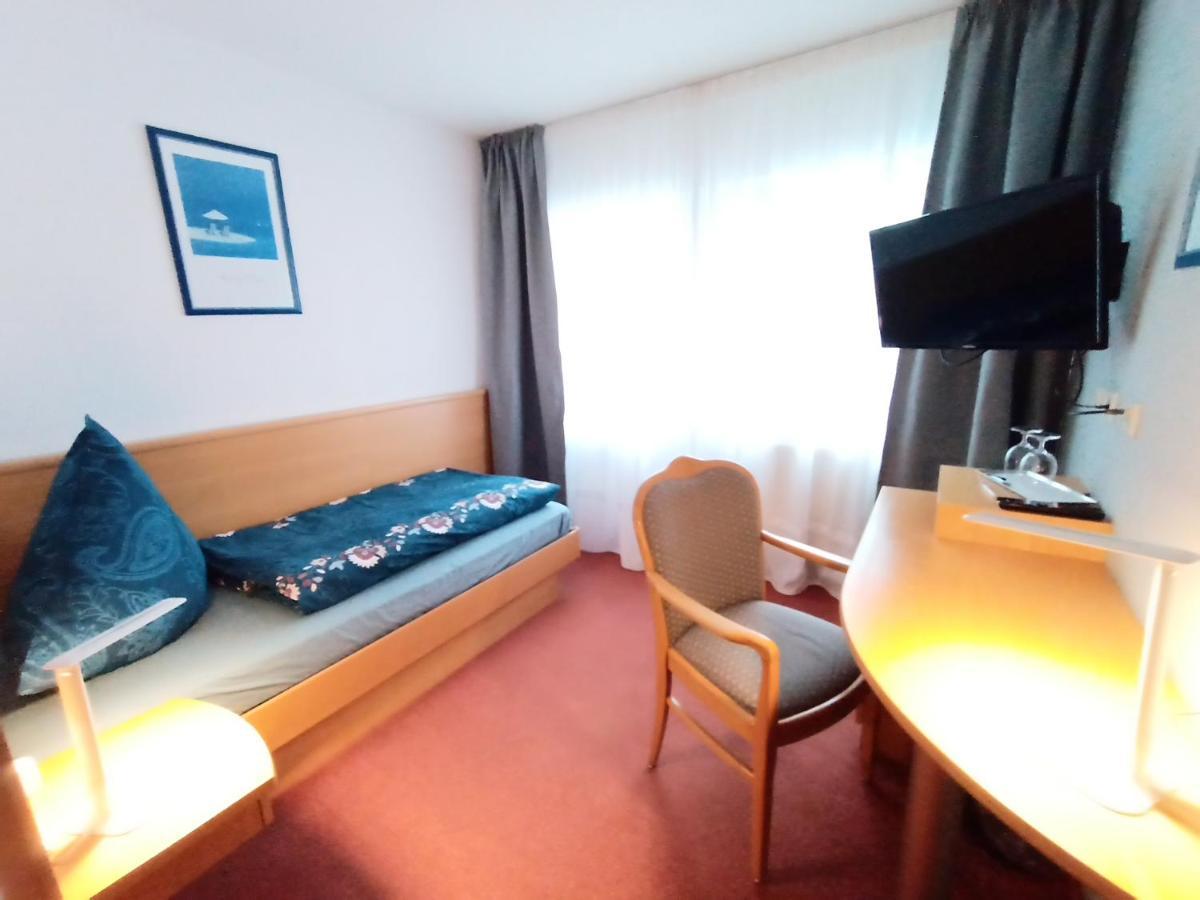 Bodensee Gaestehaus Tettnang Albergo מראה חיצוני תמונה
