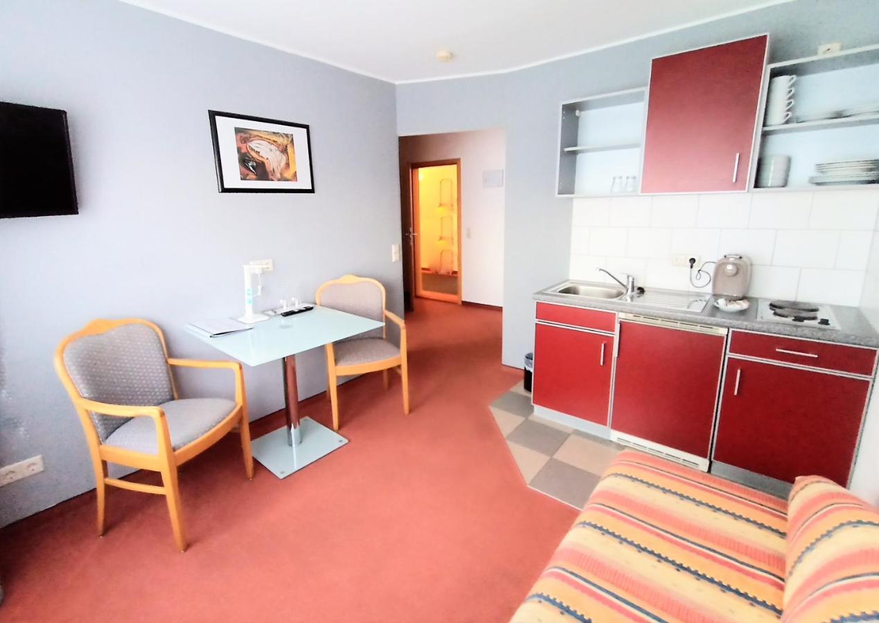 Bodensee Gaestehaus Tettnang Albergo מראה חיצוני תמונה