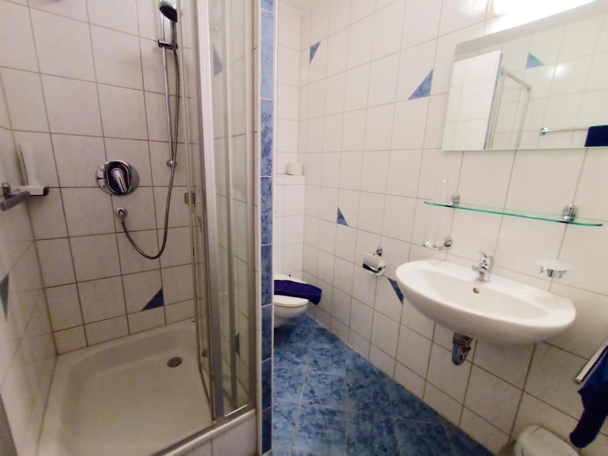 Bodensee Gaestehaus Tettnang Albergo מראה חיצוני תמונה